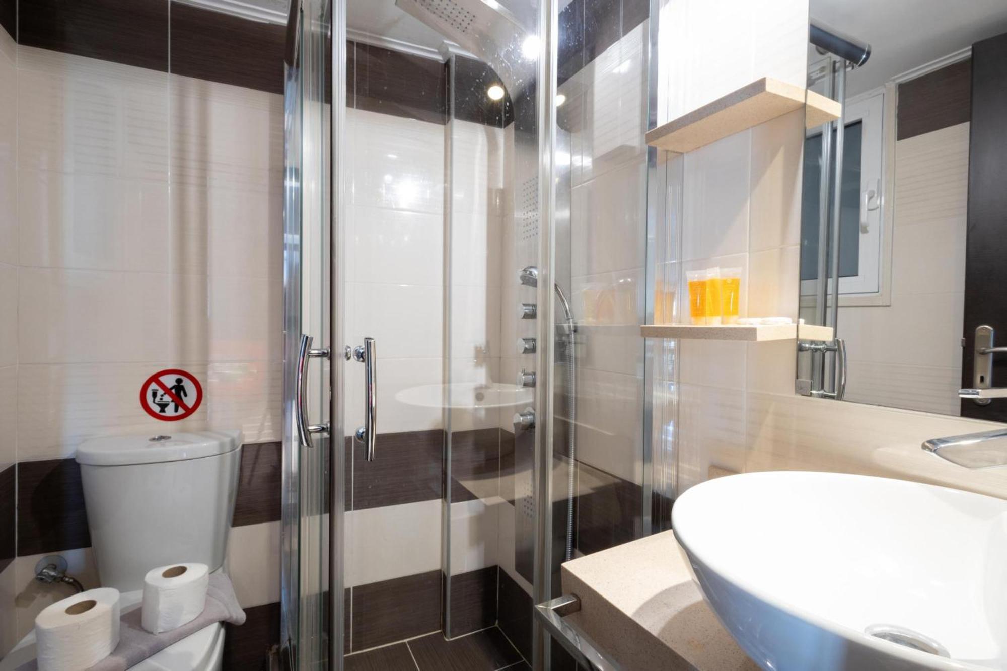 A Luxury & Comfortable Apt In Athens Luaran gambar