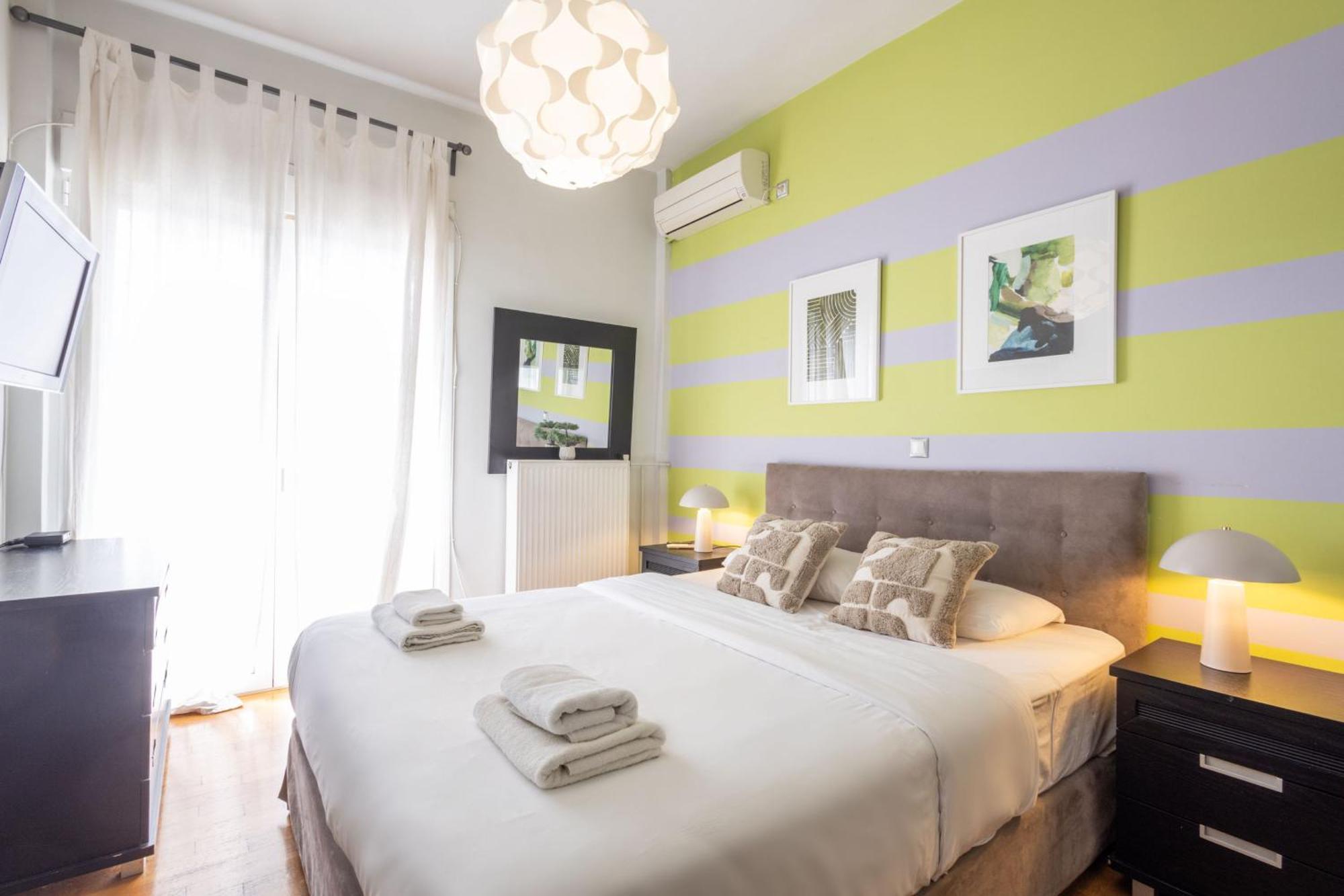 A Luxury & Comfortable Apt In Athens Luaran gambar